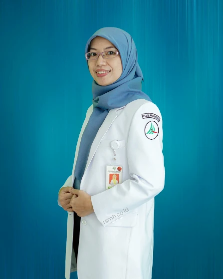 dr. Raden Ayu Linda Andriani, Sp. PD, K-P, FINASIM